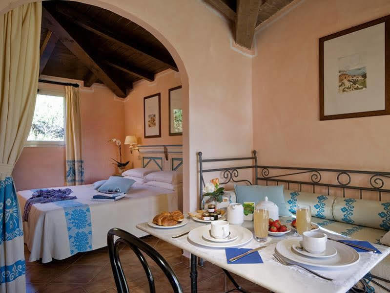 Colonna Resort Country & Sporting Club ポルト・チェルボ エクステリア 写真