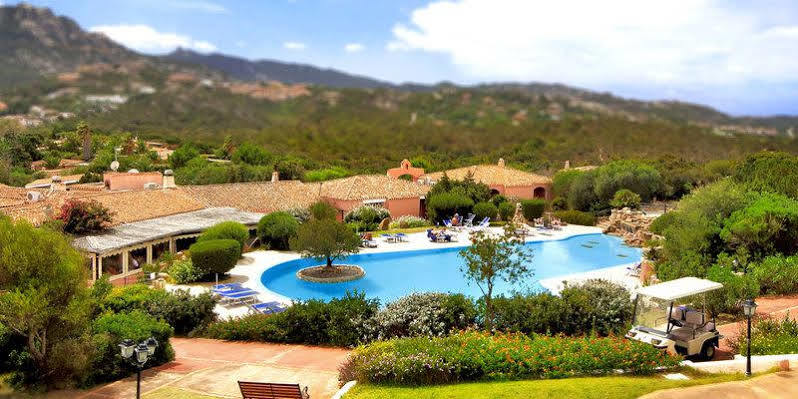 Colonna Resort Country & Sporting Club ポルト・チェルボ エクステリア 写真