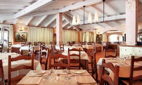 Colonna Resort Country & Sporting Club ポルト・チェルボ エクステリア 写真